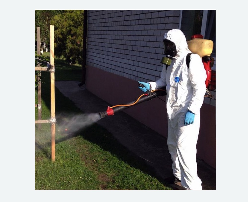 травля клещей на участке в Магасе